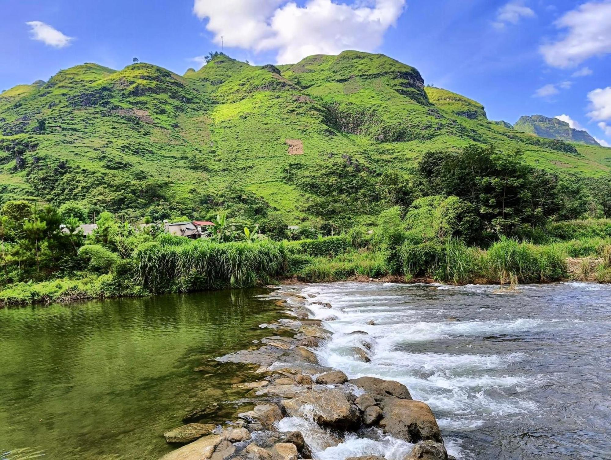Du Gia Field View Homestay Làng Cac エクステリア 写真