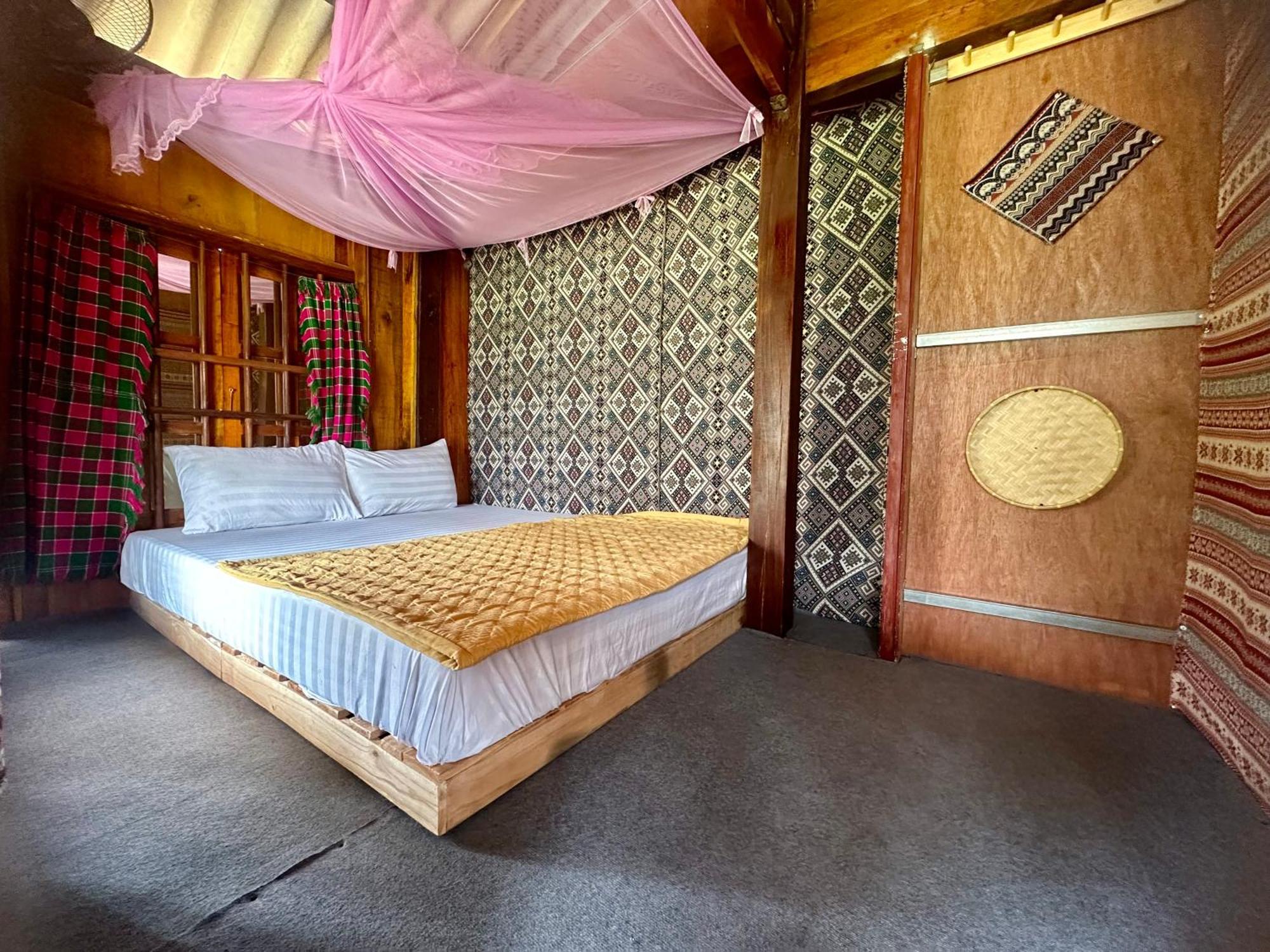 Du Gia Field View Homestay Làng Cac エクステリア 写真
