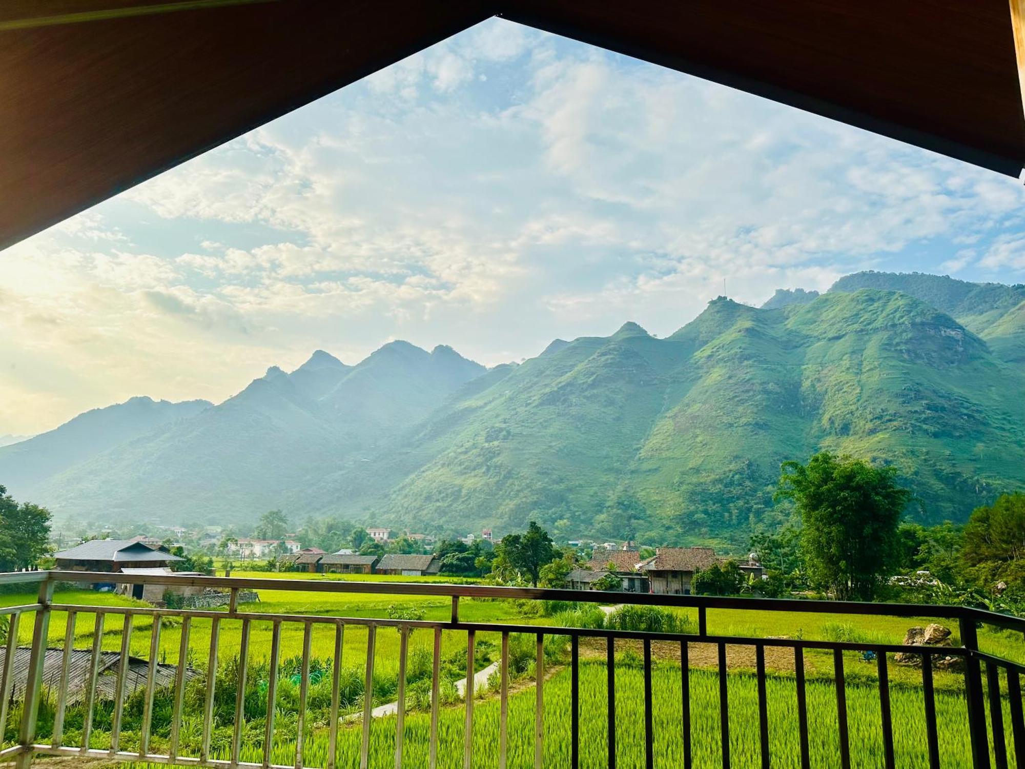 Du Gia Field View Homestay Làng Cac エクステリア 写真