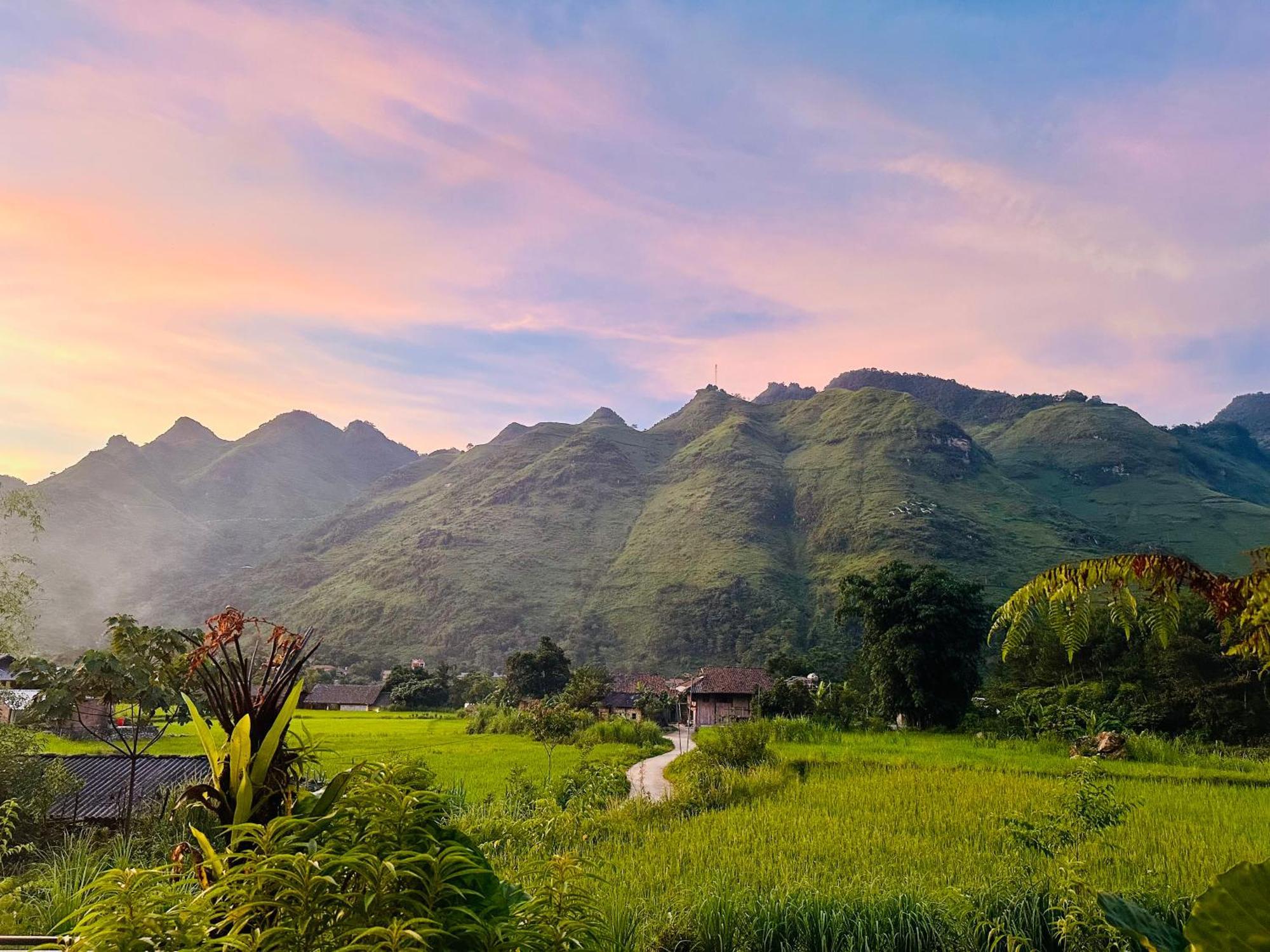 Du Gia Field View Homestay Làng Cac エクステリア 写真